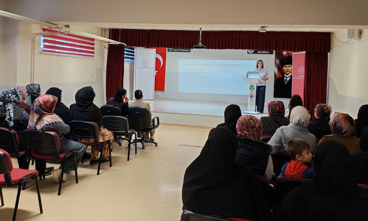 Ayrıntılar Netleşti: Eskişehir'de velilere çocukların benlik saygısına yönelik seminer düzenlendi: Gelişmeler