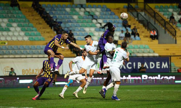Ayrıntılar Netleşti: Eyüpspor, Alanyaspor'u 2-1 Yendi - Son Dakika Bilgileri