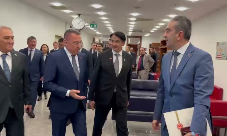 Ayrıntılar Netleşti: Fuat Oktay, Mekke Anlaşması teklifinin henüz komisyona ulaşmadığını önemle vurguladı - So
