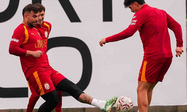 Ayrıntılar Netleşti: Galatasaray, Fenerbahçe maçının hazırlığını Okan Buruk yönetiminde sürdürdü - Son Dakika