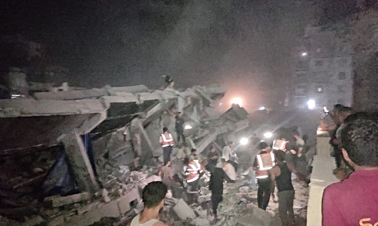 Ayrıntılar Netleşti: Gazze’de İsrail saldırılarında daha önce hasar gören bina yıkıldı: En az 8 ölü