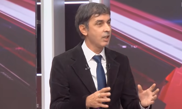 Ayrıntılar Netleşti: Halk TV gazetecisi Bahadır Özgür gizlilik ihlali gerekçesiyle yakalanarak gözaltına sevk