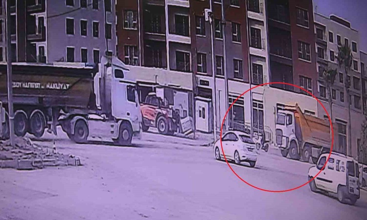 Ayrıntılar Netleşti: Hatay Antakya'da kamyonun altında kalan 48 yaşındaki motosiklet sürücüsü öldü