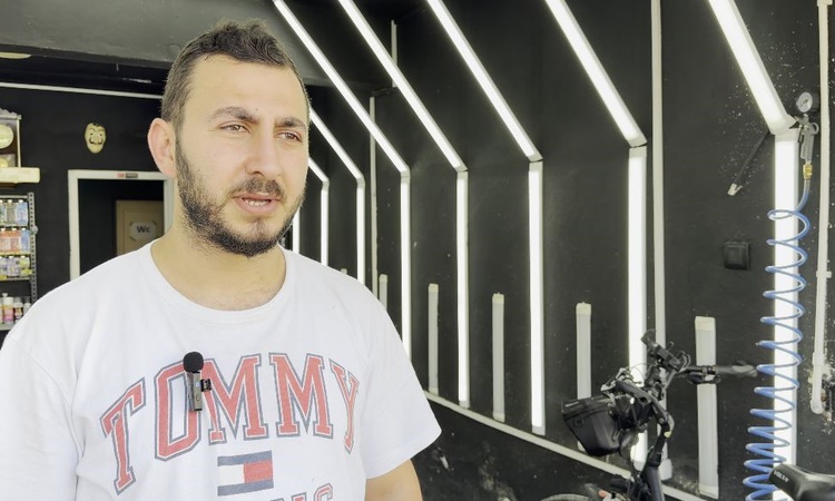 Ayrıntılar Netleşti: Hopa'da lokma kaçan çocuk, işletme sahibinin Heimlich manevrasıyla kurtarıldı - Son Dakik