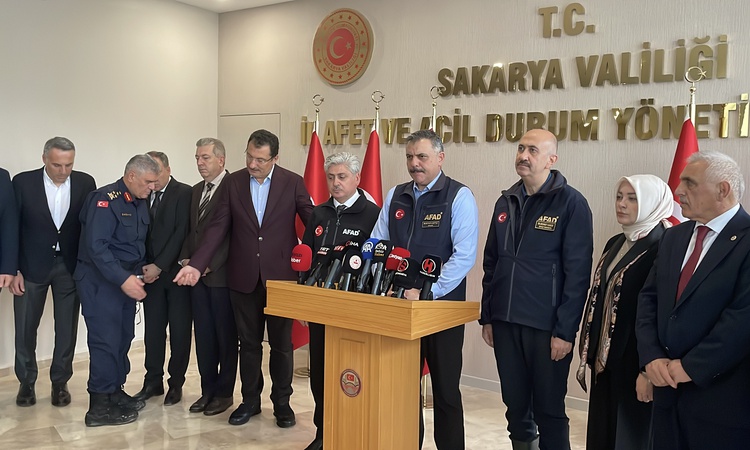 Ayrıntılar Netleşti: İçişleri Bakanı Çiftçi, Sakarya'da sel tehlikesinin henüz geçmediğini söyledi - Son Dakik
