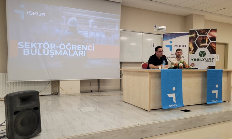 Ayrıntılar Netleşti: İŞKUR, Samsun'da 26 lisede 1999 öğrenciye kariyer danışmanlığı verdi - Son Dakika Bilgile
