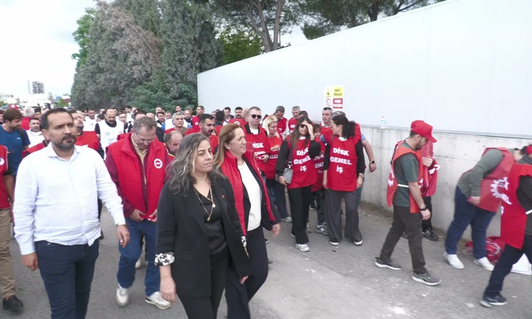 Ayrıntılar Netleşti: İzmir Kemalpaşa Ulucak'ta OMYA işçileri sendikal yetki itirazına tepki gösterdi - Son Dak