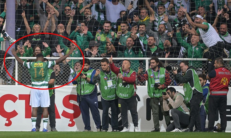 Ayrıntılar Netleşti: Iheanacho yine golünü attı, Bursaspor lider oldu - Son Dakika Bilgileri