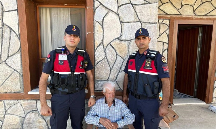 Ayrıntılar Netleşti: Jandarmanın dron destekli araması Manavgat'ta kaybolan Alzheimer hastasını buldu