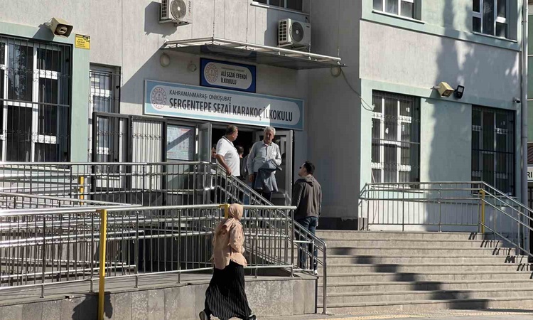 Ayrıntılar Netleşti: Kahramanmaraş'ta KPSS'ye 1 dakika geç kalan iki aday sınav binasına alınmadı: Gelişmeler