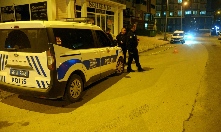 Ayrıntılar Netleşti: Kahramanmaraş'ta silahlı saldırıda 2 kişi yaralandı, kaçan 2 kardeş aranıyor - Son Dakika