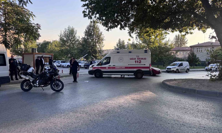 Ayrıntılar Netleşti: Kayseri Kocasinan'da Yunus ekibinin motoru devrildi, 2 kadın polis yaralandı - Son Dakika