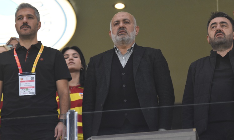 Ayrıntılar Netleşti: Kayserispor 3-2 Manisa FK'yı yendi, Başkan Ali Çamlı itiş kakışları tasvip etmedi: Gelişm