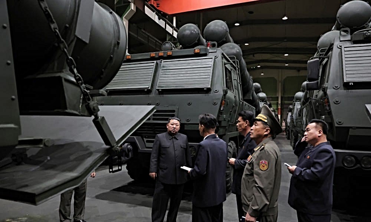 Ayrıntılar Netleşti: Kim Jong-un İHA ve roketatar üretimini denetledi, yapay zeka entegrasyonunu istedi: Geliş