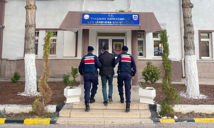 Ayrıntılar Netleşti: Kırıkkale'de 3 yıl 1 ay 15 gün hapis cezası bulunan firari hükümlü yakalandı ve Merak Edi