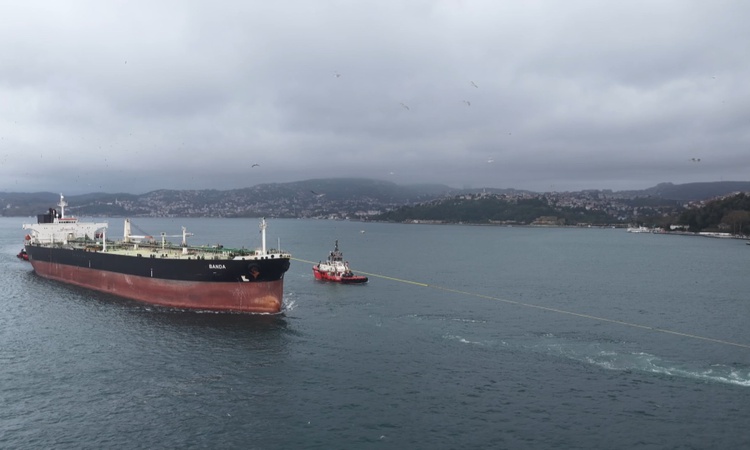Ayrıntılar Netleşti: Kıyı Emniyeti'nin kurtardığı BANDA tankeri İstanbul Boğazı'ndan geçirildi | İşte Tüm Ayrı