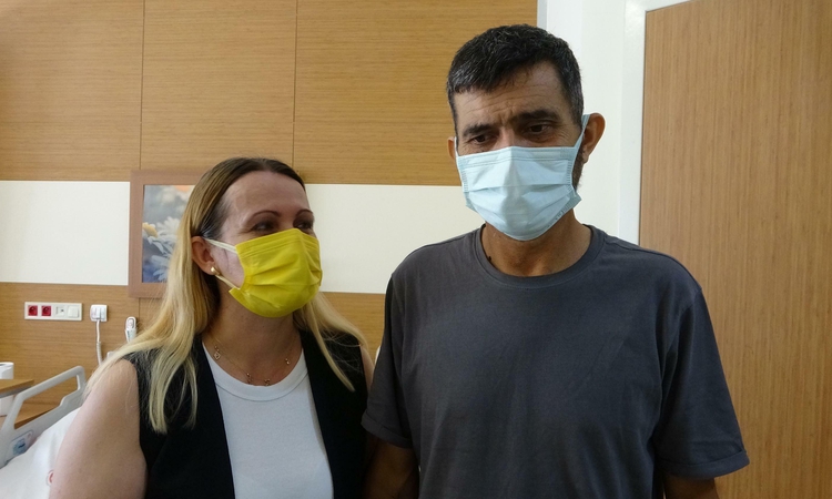 Ayrıntılar Netleşti: Kontrolsüz ağrı kesici kullanımı böbrek yetmezliğine neden oldu; eşi böbreğini bağışladı: