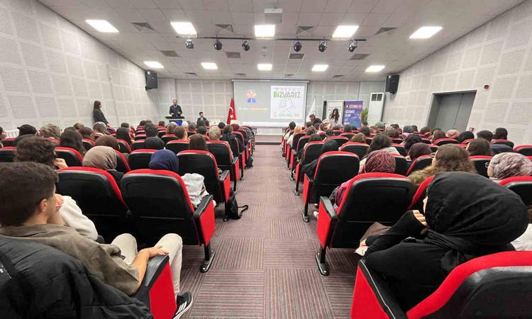 Ayrıntılar Netleşti: KSBÜ'de öğrencilere siber farkındalık ve narkotik eğitimi verildi ve Merak Edilenler