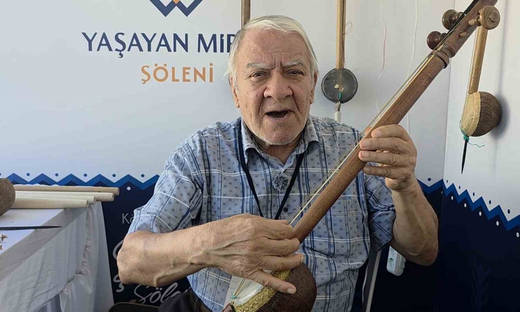 Ayrıntılar Netleşti: Kütahya’da rebap geleneğini yaşatan son usta: Ahmet Bitirim: Gelişmeler Takip Ediliyor