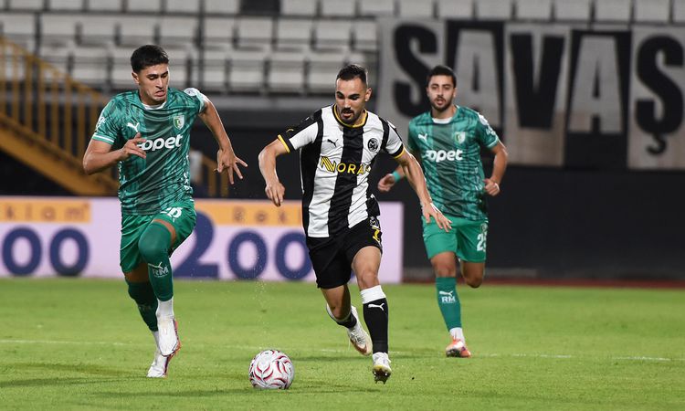Ayrıntılar Netleşti: Manisa FK, Bursaspor'u Konuk Edecek: Gelişmeler Takip Ediliyor