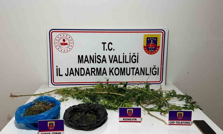 Ayrıntılar Netleşti: Manisa Sarıgöl'de operasyonda 352 gram esrar ele geçirildi, şüpheli hakkında tutuklama ka