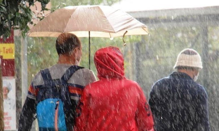 Ayrıntılar Netleşti: Meteoroloji, Aydın'ın güneydoğusunda öğleden sonra kuvvetli yağış bekliyor - Son Dakika B