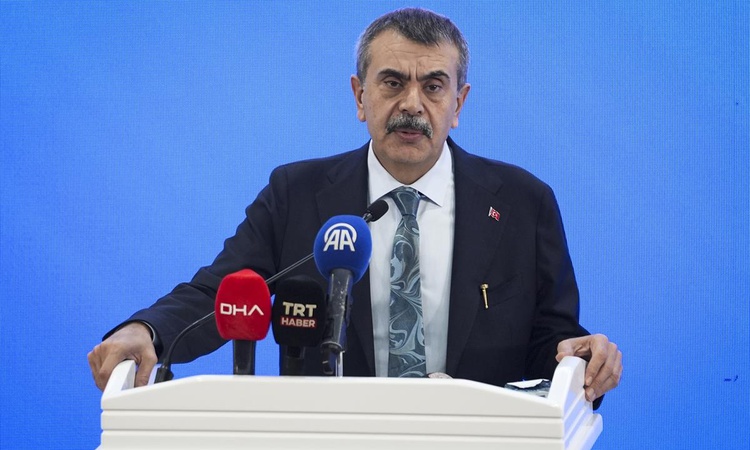 Ayrıntılar Netleşti: Milli Eğitim Bakanı Tekin'den Kılıçdaroğlu'na ziyaret! Kızının nikahına davet etti ve Mer