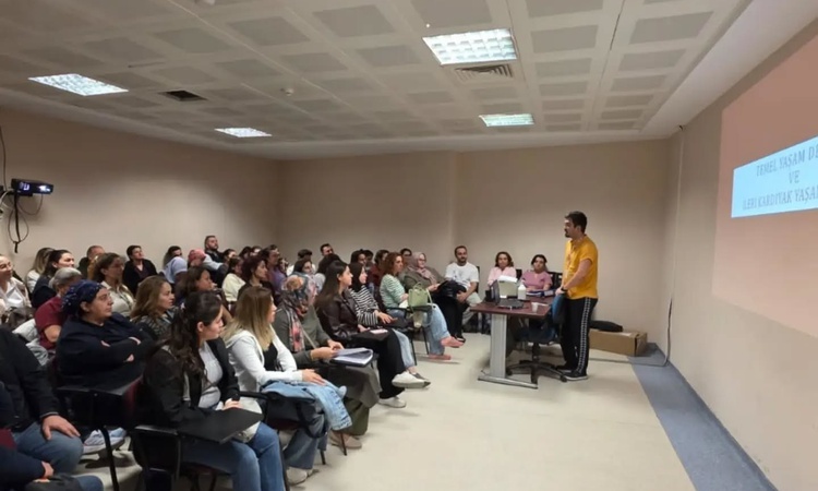 Ayrıntılar Netleşti: Nazilli Devlet Hastanesi'nde yoğun bakım ve acil personeline 3 günlük eğitim verildi ve M