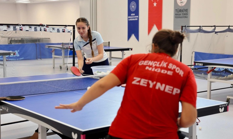 Ayrıntılar Netleşti: Niğde'de Amatör Spor Haftası'nda masa tenisi müsabakaları 8 Ekim'de yapılacak: Gelişmeler