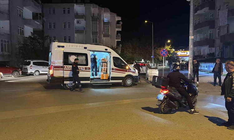 Ayrıntılar Netleşti: Niğde Selçuk Mahallesi'nde motosiklet ile otomobil çarpıştı, 1 kişi yaralandı - Son Dakik