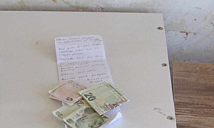 Ayrıntılar Netleşti: Nurdağı'nda elektrikli motosikletlerini mescitte şarj eden kişiler 45 lira bıraktı