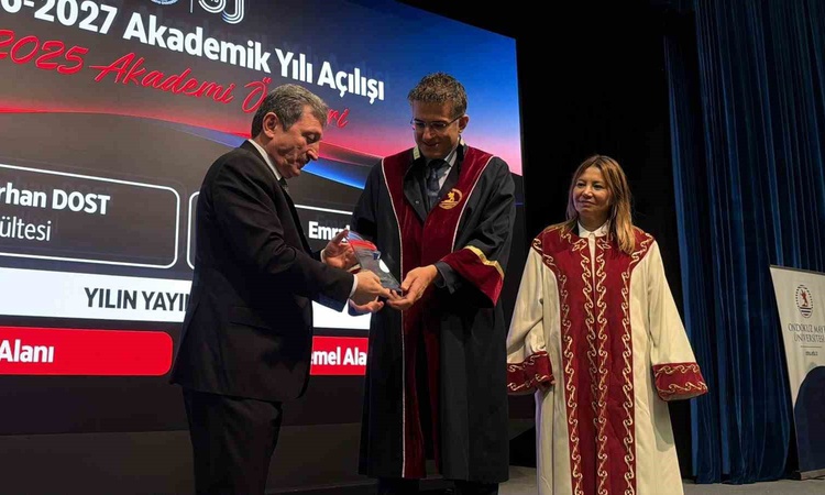 Ayrıntılar Netleşti: OMÜ'de 2026-2027 Akademik Yılı Açılış Töreni yapıldı, Akademi Ödülleri verildi - Son Daki