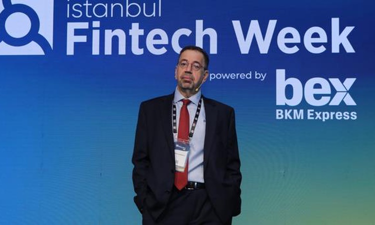 Ayrıntılar Netleşti: Prof. Dr. Daron Acemoğlu: "Yapay zekanın merkeziyetçi ve salt bir otomasyon teknolojisi o