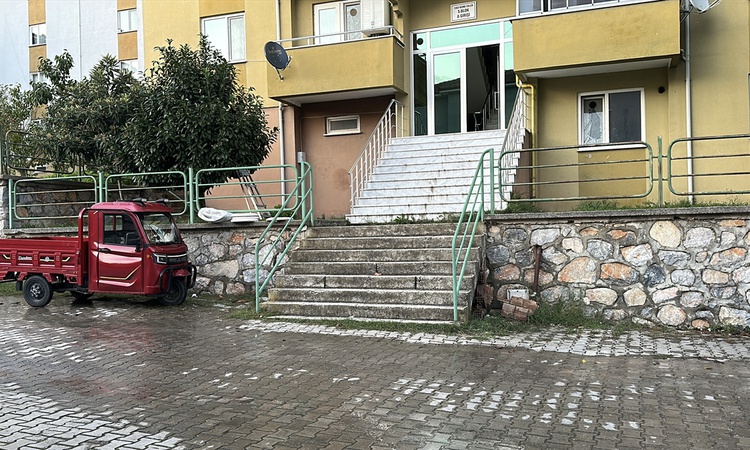 Ayrıntılar Netleşti: Sakarya Adapazarı'nda silahlı kavgada 1 kişinin ölümüne ilişkin zanlı hakkında tutuklama