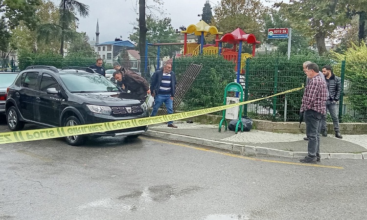 Ayrıntılar Netleşti: Sakarya Akyazı'da kardeşini tabancayla yaralayan şüpheli kaçtı - Son Dakika Bilgileri