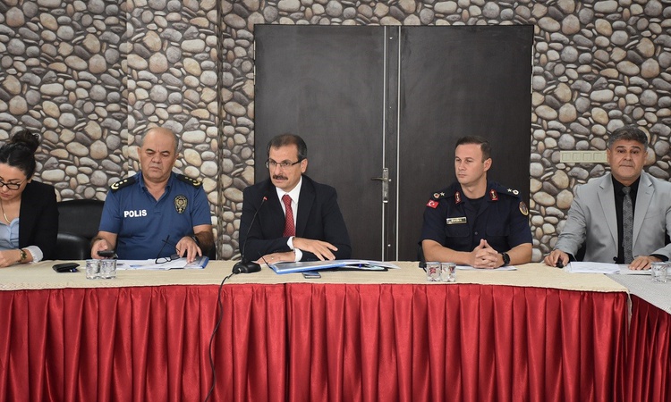 Ayrıntılar Netleşti: Salihli'de okul müdürlerine bağımlılıkla mücadelede SORİ dijital altyapısı anlatıldı | İş