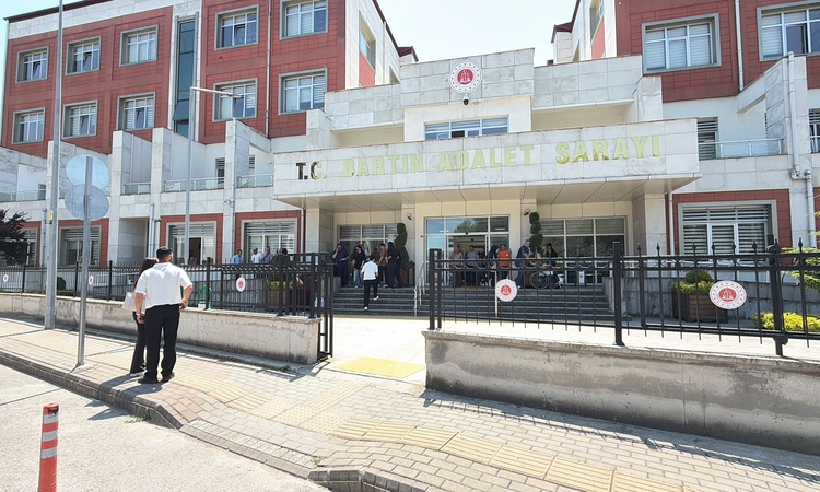 Ayrıntılar Netleşti: Sanal medyada müstehcen paylaşımlar yapan 2 şüpheli hakkında tutuklama kararı verildi - S