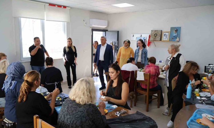 Ayrıntılar Netleşti: Serik Halk Eğitimi Merkezi COP31 için Aspendos'tan ilhamla hediyelikler üretiyor | İşte T