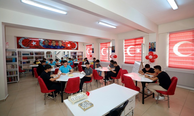 Ayrıntılar Netleşti: Siirt'te "Şehitler Kütüphanesi" törenle açıldı: Gelişmeler Takip Ediliyor