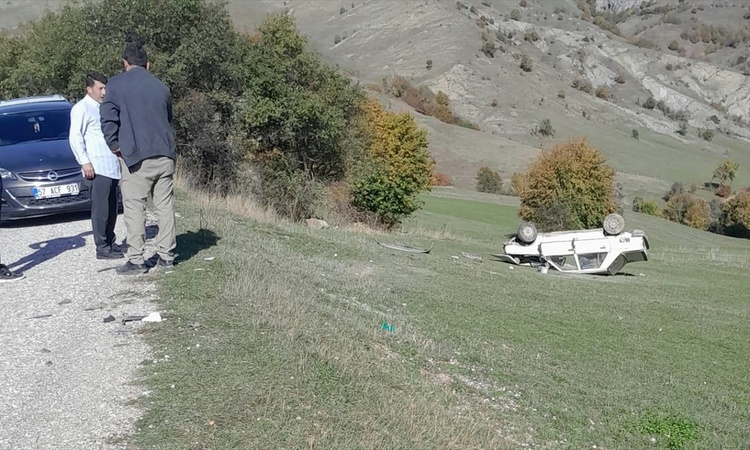 Ayrıntılar Netleşti: Sinop Boyabat'ta iki otomobil çarpıştı, kazada 1 kişi yaralandı