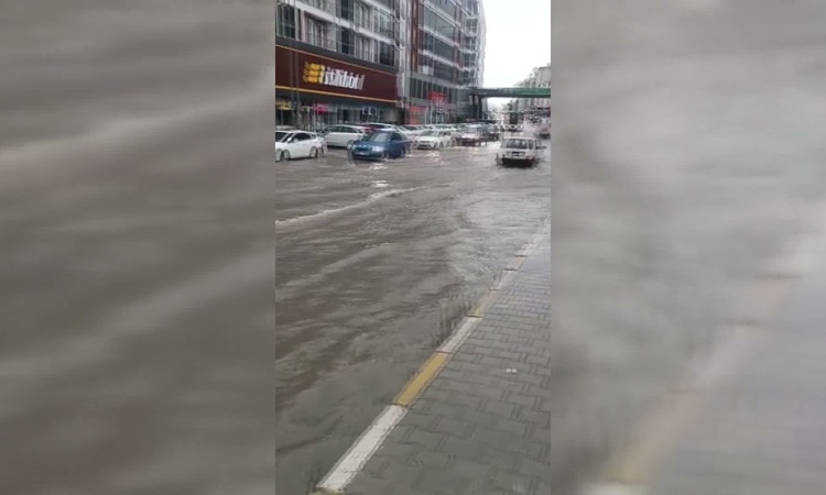 Ayrıntılar Netleşti: Sinop'ta sabaha kadar süren sağanak Gelincik Mahallesi'nde ulaşımı aksattı - Son Dakika B