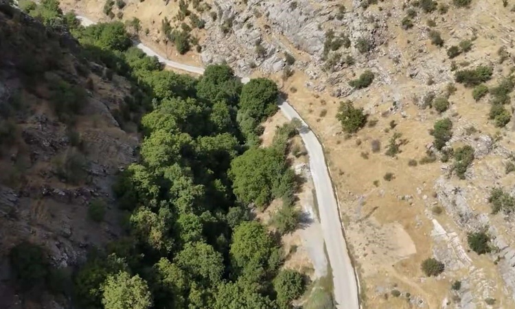 Ayrıntılar Netleşti: Şırnak Beytüşşebap'ta Ballı Mahallesi yolunun 1 kilometrelik beton bölümü tamamlandı - So