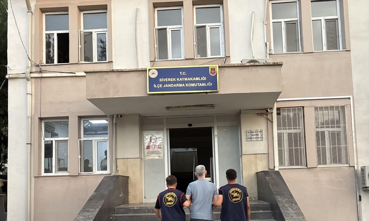 Ayrıntılar Netleşti: Siverek’te 15 yıl 5 ay hapis cezasıyla aranan şahıs yakalandı | İşte Tüm Ayrıntılar