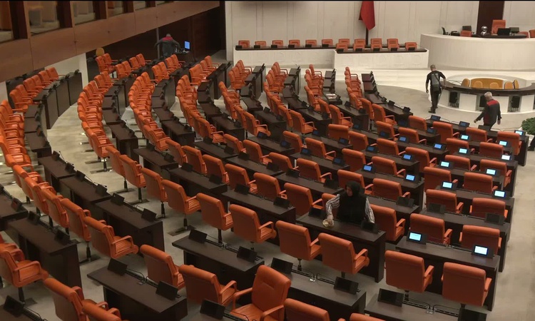 Ayrıntılar Netleşti: TBMM'de yeni yasama yılı yarın başlıyor... Özel oturum için son hazırlıklar gözden geçiri