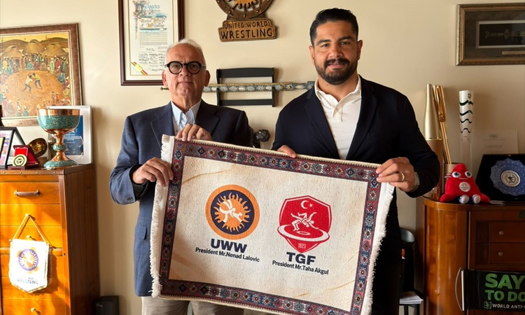 Ayrıntılar Netleşti: TGF Başkanı Taha Akgül, UWW Başkanı Lalovic ile İsviçre'de UWW seçimlerini görüştü: Geliş