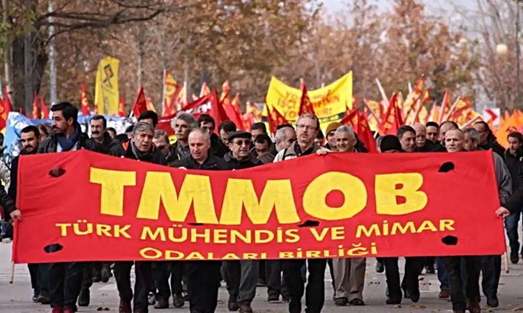 Ayrıntılar Netleşti: TMMOB, Manisa Turgutlu'da lise yakınındaki silahlı saldırı sonrası can güvenliği istedi