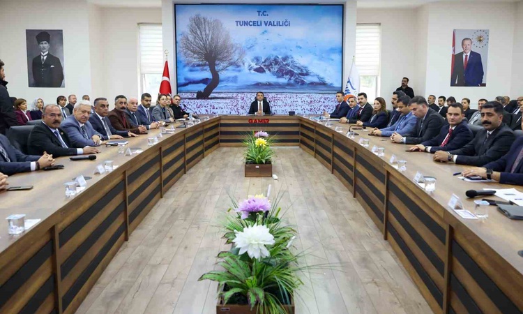 Ayrıntılar Netleşti: Tunceli'de 17 milyar 835 milyon 788 bin liralık 130 projeden 88'i devam ediyor: Gelişmele