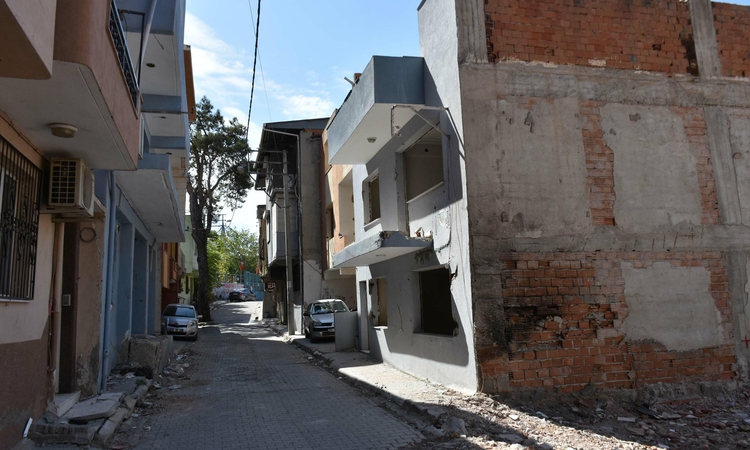 Ayrıntılar Netleşti: Tünel inşaatı nedeniyle tahliye ve yıkımlar, esnafın işlerini durma noktasına getirdi