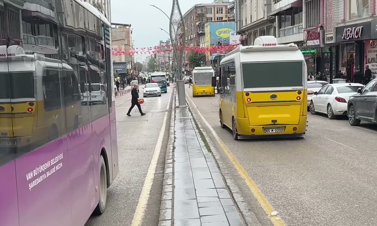 Ayrıntılar Netleşti: Van'da yaklaşık 76 bin emekli artan kira ve giderler nedeniyle geçinemiyor | İşte Tüm Ayr