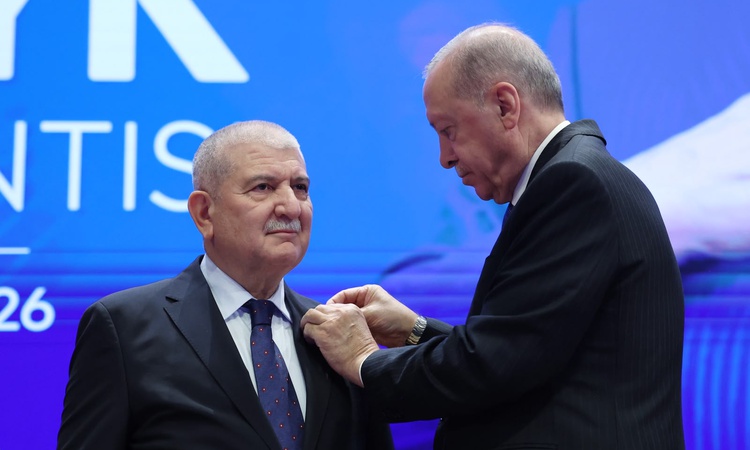 Ayrıntılar Netleşti: Yeni Yol Partisi'nden istifa eden Kani Torun, AK Parti'ye geçti - Son Dakika Bilgileri